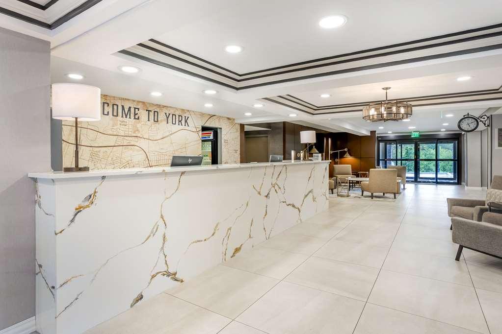 Western Heritage Rail & Hotel *