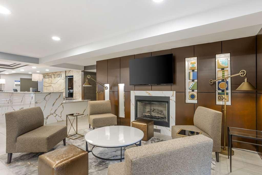 Western Heritage Rail & Hotel York